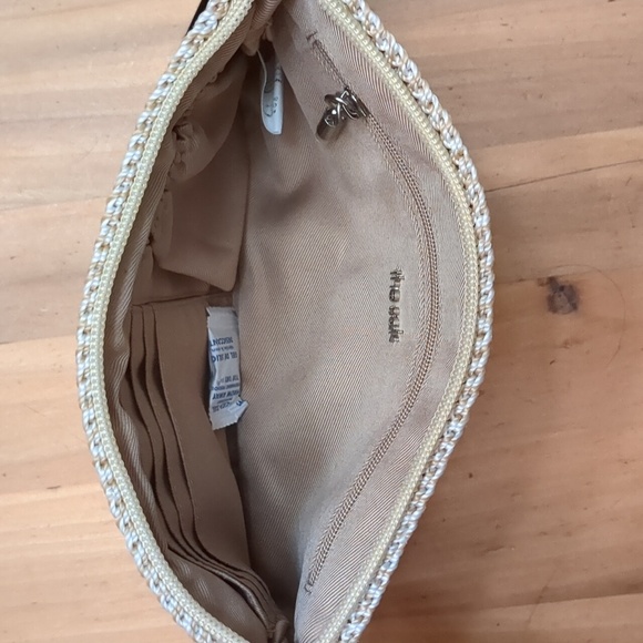 The Sak Vita Crochet Wristlet - Picture 3 of 5